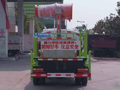 东风5方绿化喷洒车(大平台）