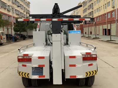 东风拖吊连体清障车